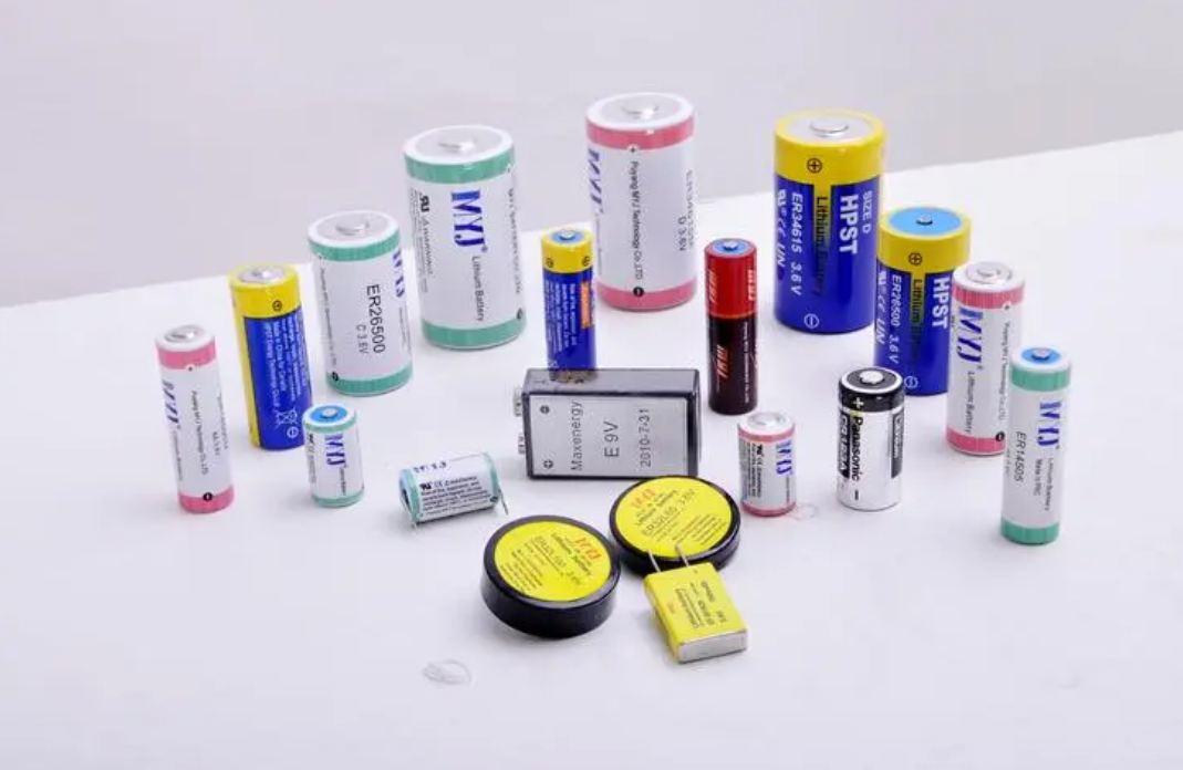 圓柱（zhù）、方形和軟包鋰電（diàn）池結構特（tè）點